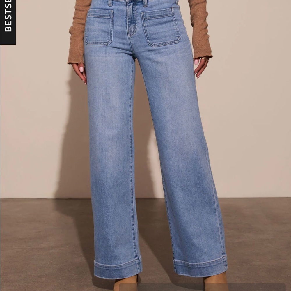 NEW✨VICI High Rise Wide Leg Flare Jeans